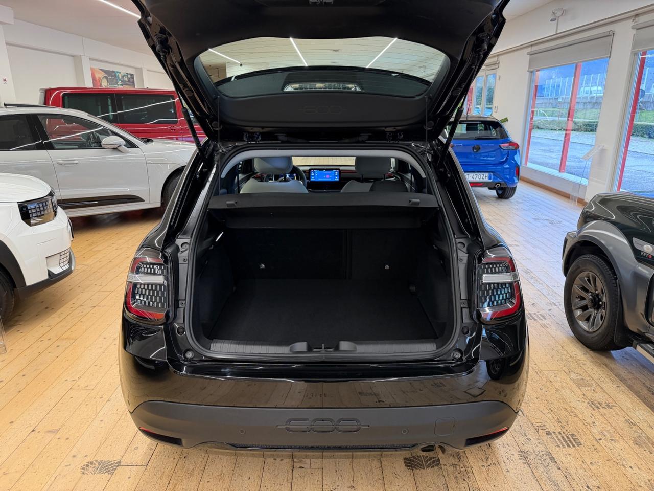 Fiat 600 Hybrid 100 CV DCT MHEV La Prima FULL