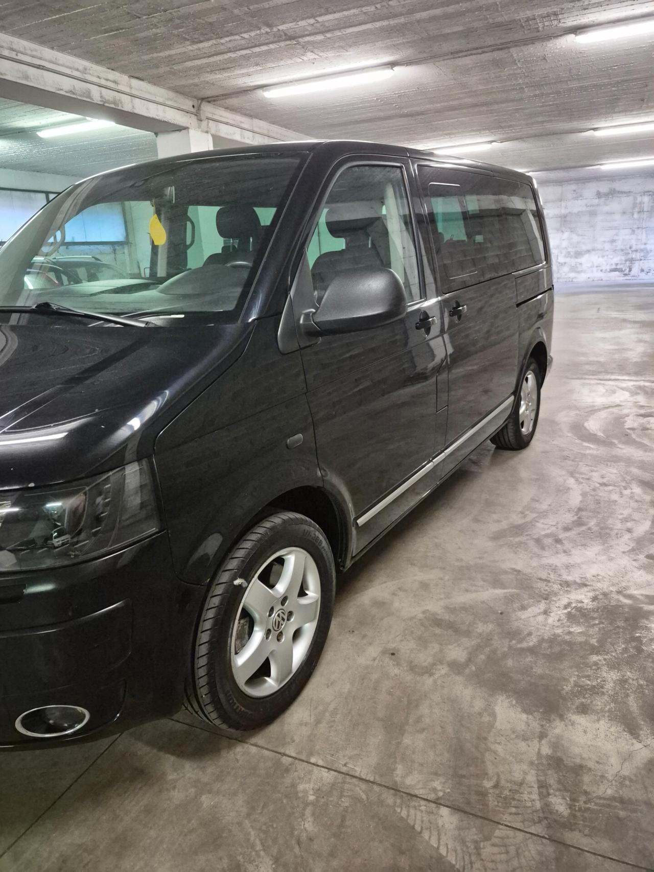 Volkswagen T 5 Multivam
