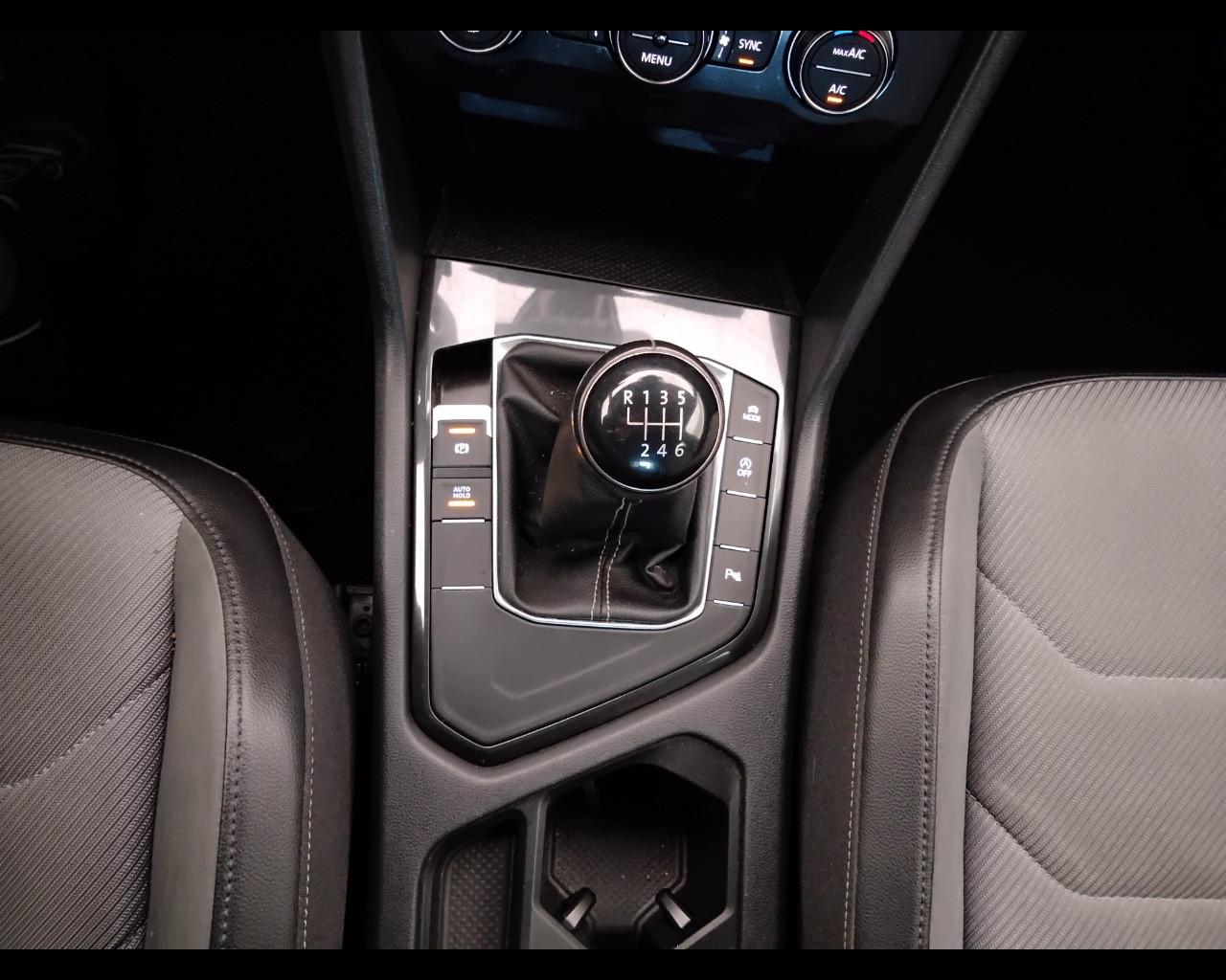 VOLKSWAGEN Tiguan II 2016 - Tiguan 1.5 tsi Sport 130cv