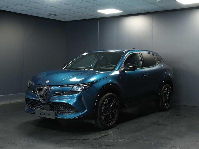 Alfa Romeo Junior HYBRID Q4 145cv