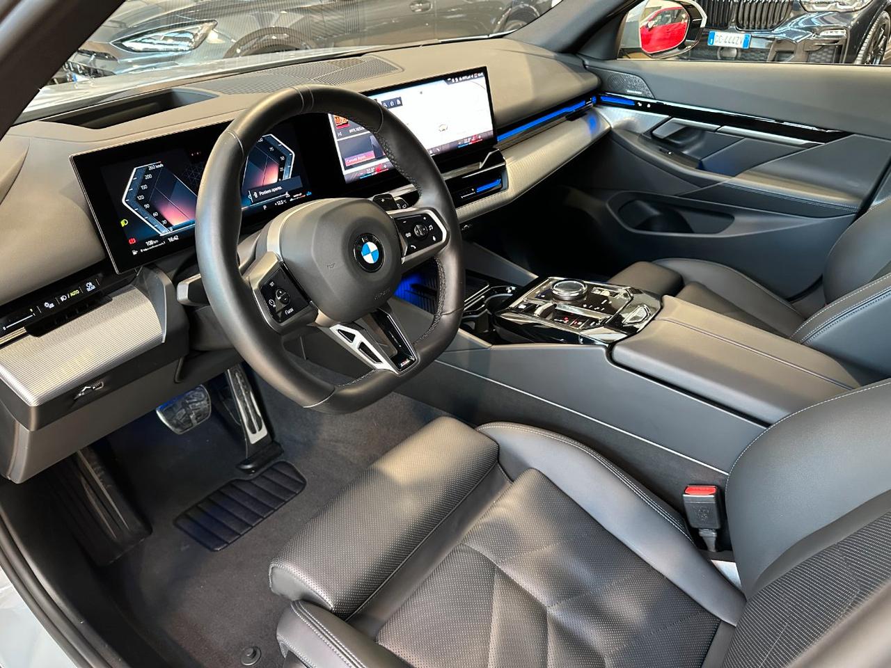 BMW 520 d Touring 48V xdrive MSport Pro - FULL