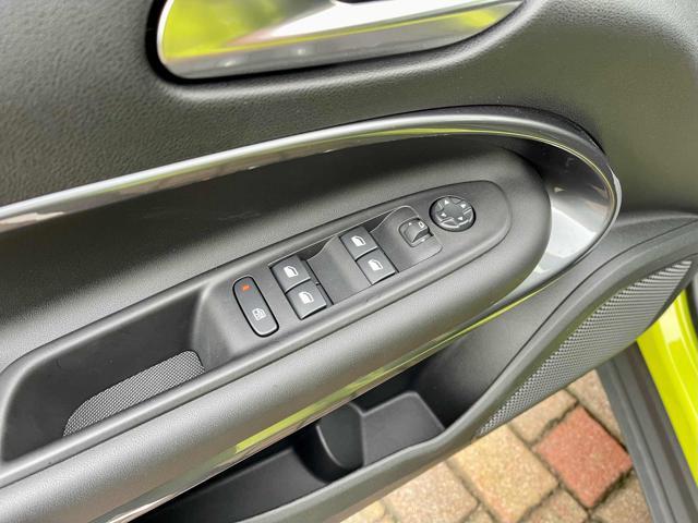 ABARTH 600e 54KWH Turismo 240CV - NUOVA