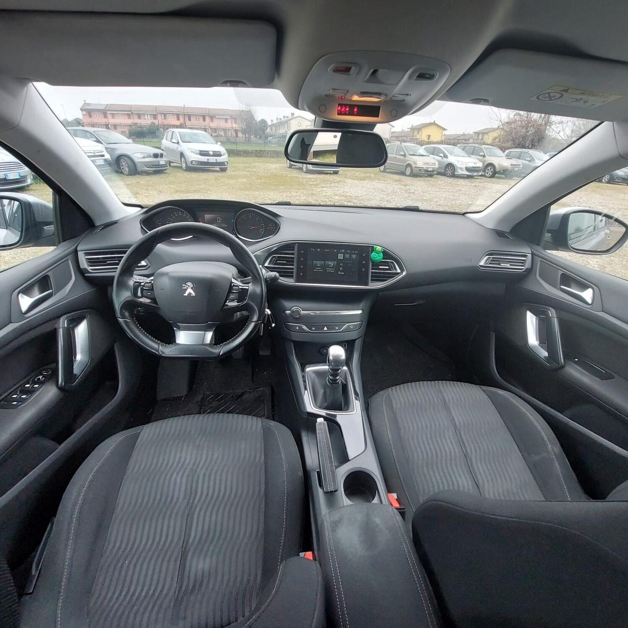 Peugeot 308 1.6 e-HDi 115 CV Stop&Start Business