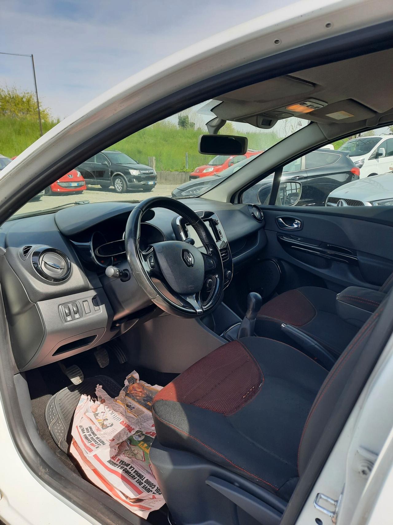 Renault Clio 1.2 75CV 5 porte Live OK NEOPATENTATI