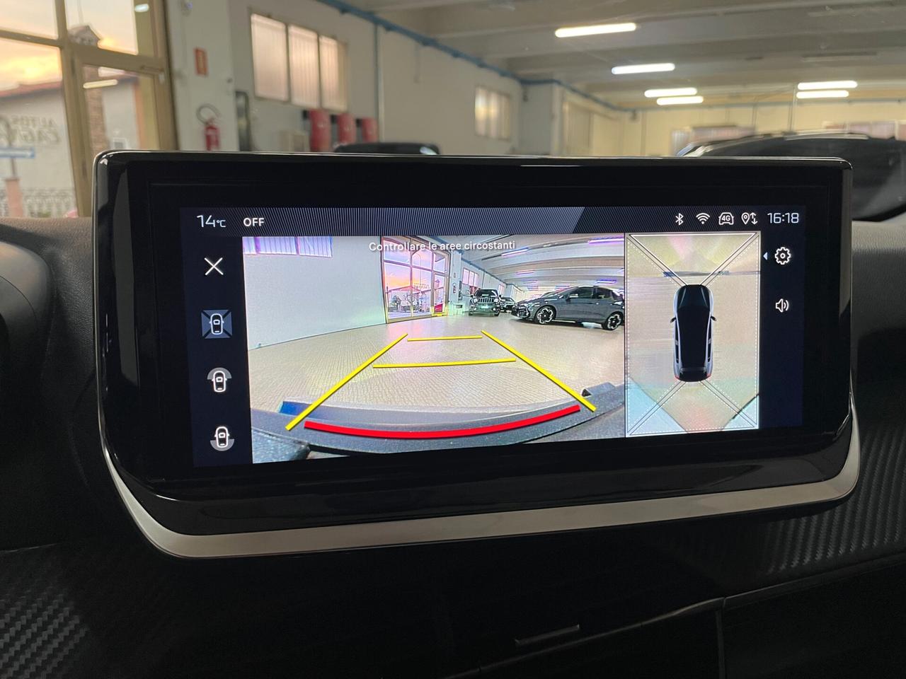 Peugeot 208 100cv 5 p. Allure 2025 Telecamera 360° Navi Sensori