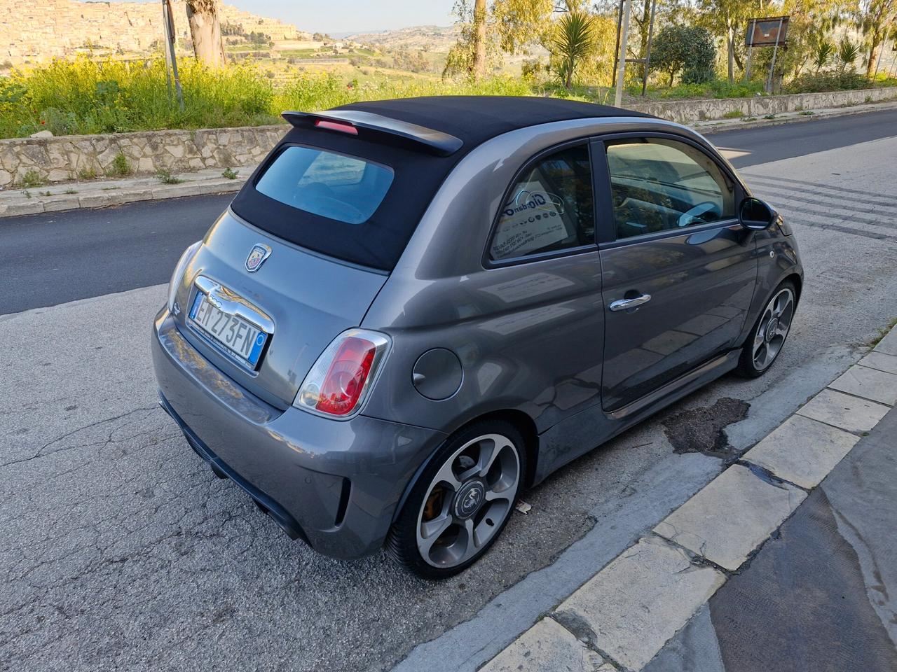 Abarth 595 1.4 Turbo T-Jet 160 CV Competizione