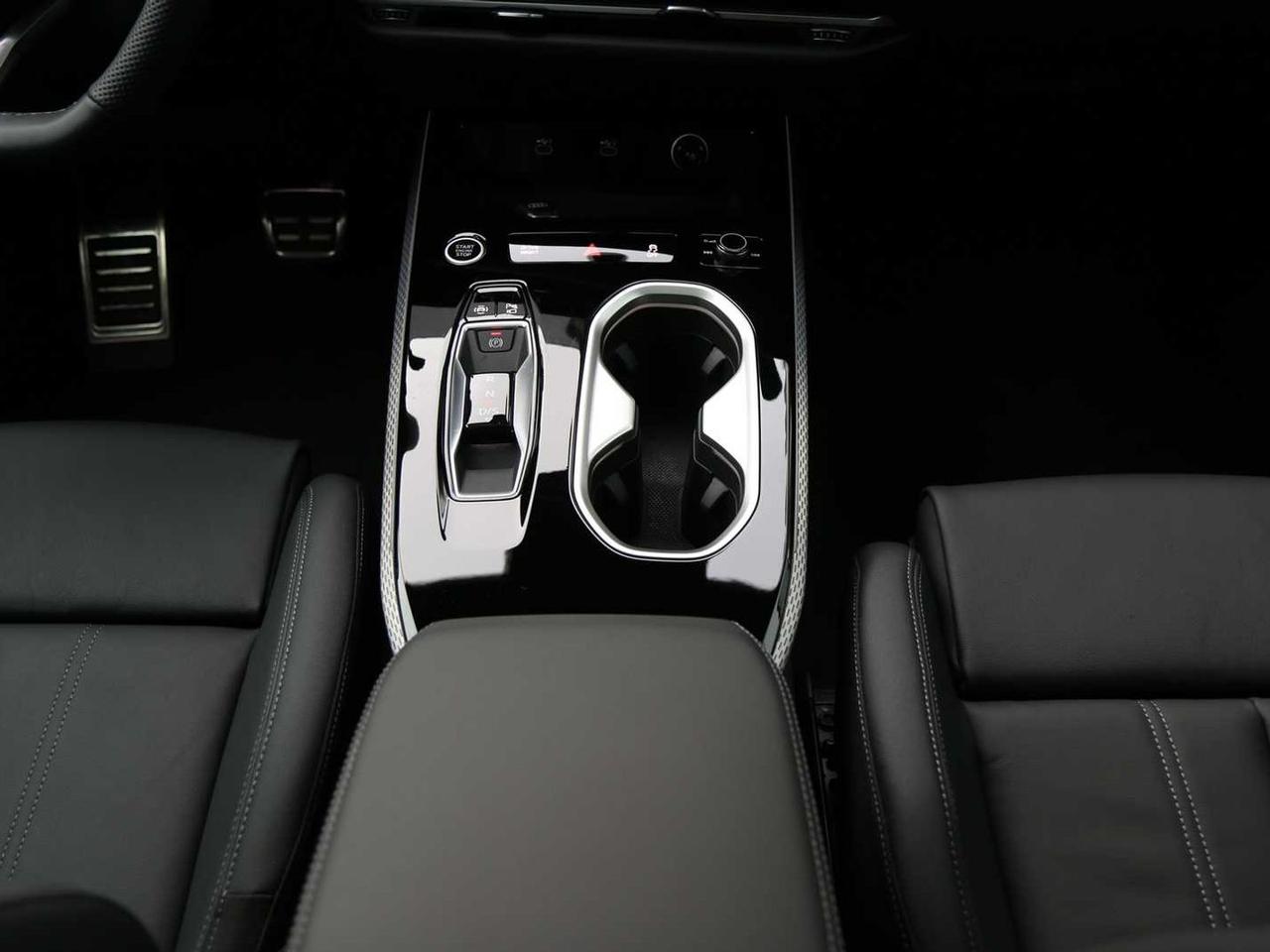 Audi A6 Avant TDI 204CV S tronic S line Edit #8601