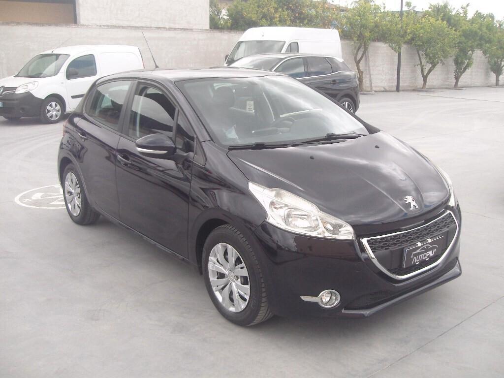 Peugeot 208 1.4 HDi 68 CV 5 porte - 2015