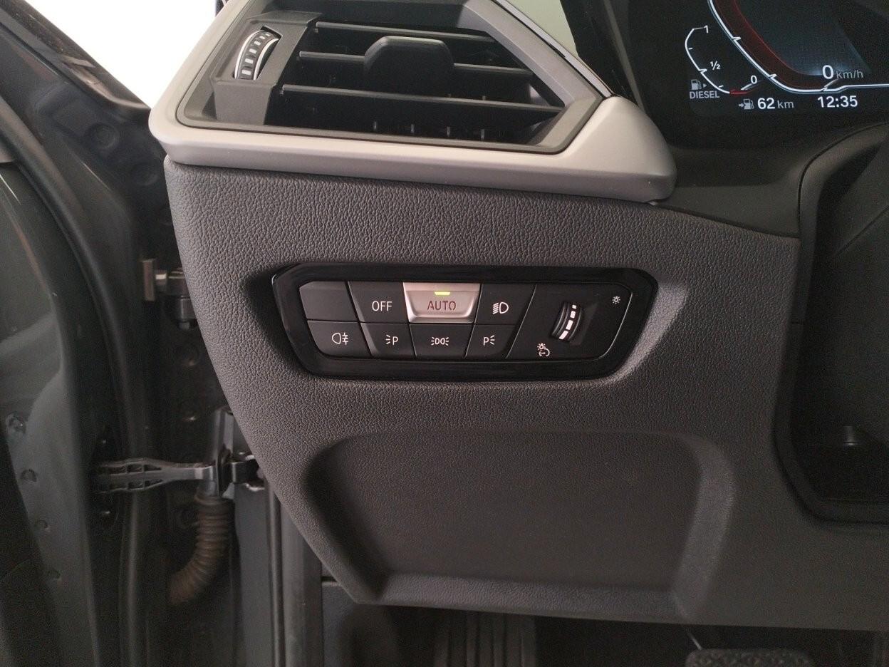BMW 318d Touring mhev 48V Business Advantage auto - IVA ESPOSTA