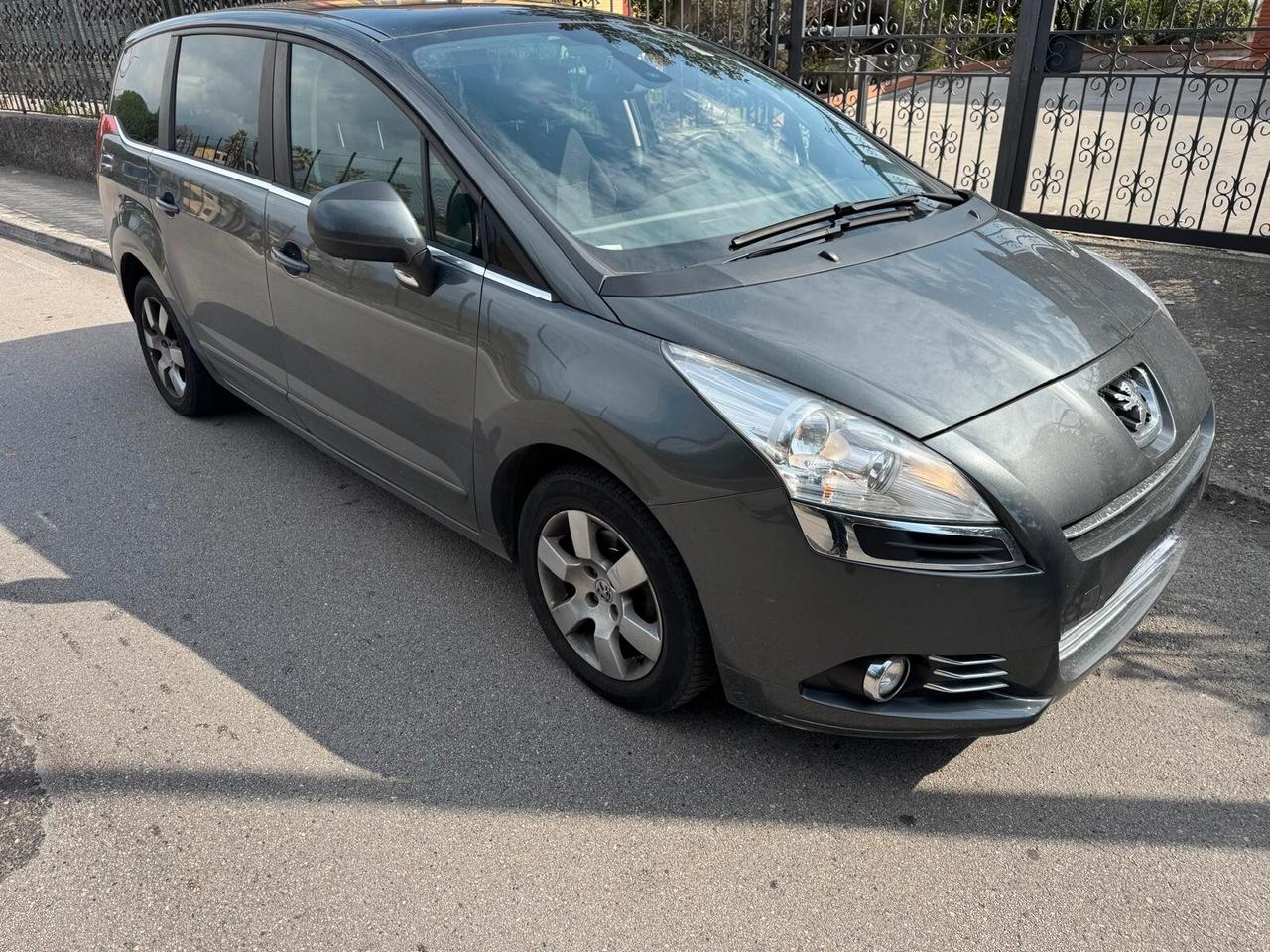 Peugeot 5008 1.6 VTi 120CV Premium