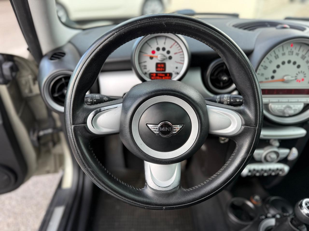 Mini 1.6 16V Cooper D NEOPATENTATI