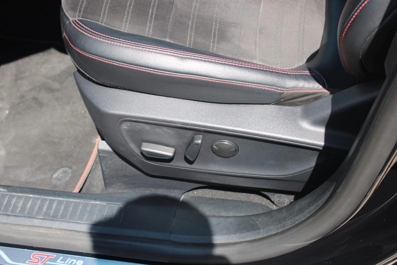 Ford Kuga 2.5 Full Hybrid Tua A SOLI 250€