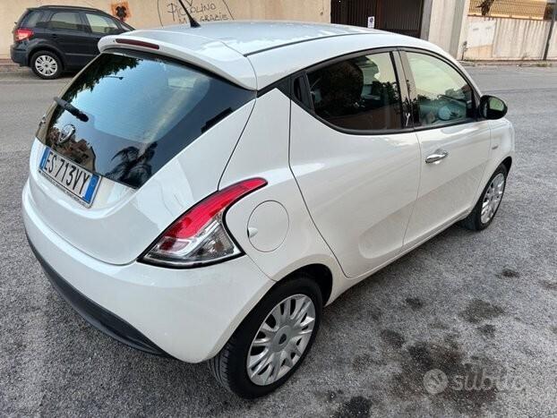 Lancia Ypsilon 1.3 MJT 95 KM CERTIFICATI