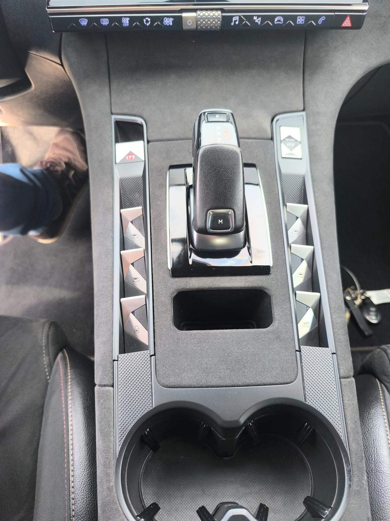 Ds 7 Crossback BlueHDi 130 aut. Performance Line+