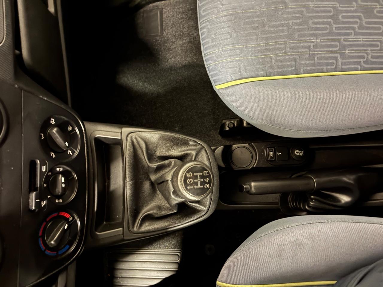 Peugeot Bipper Tepee 1.3 HDi 75cv Outdoor