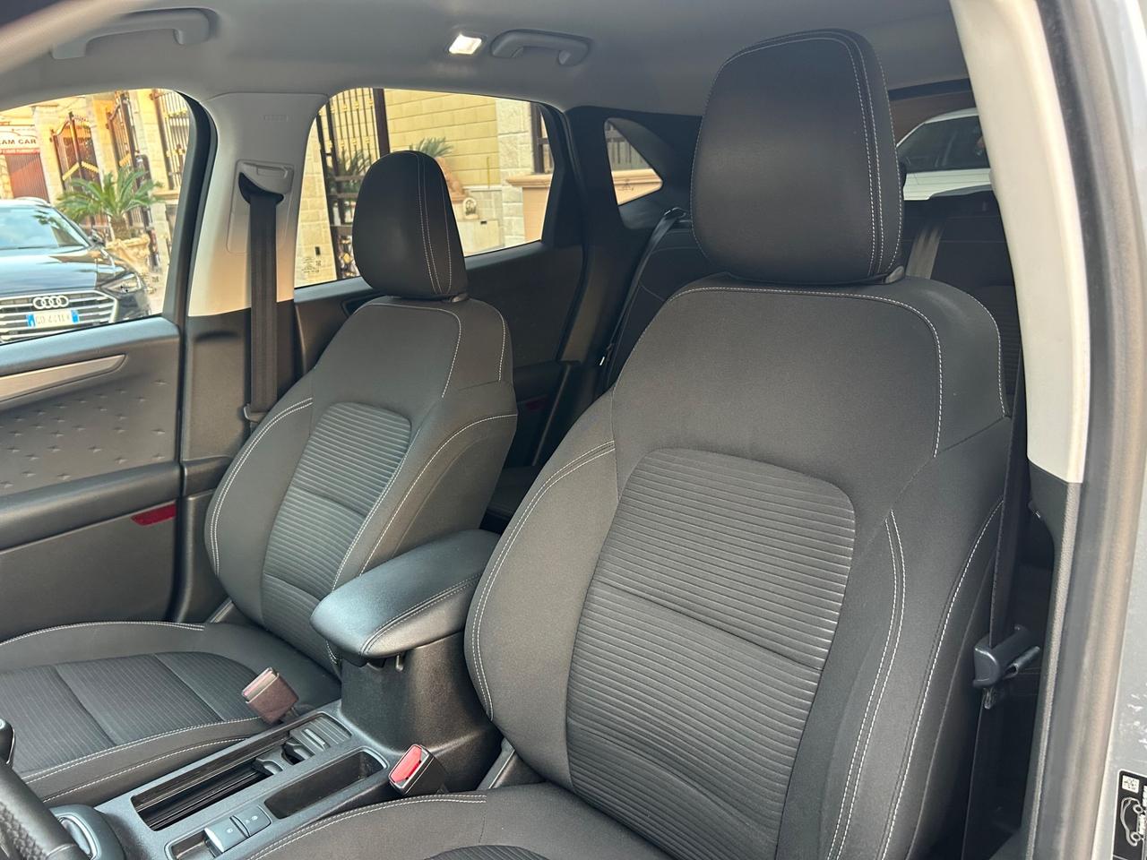 Ford Kuga 1.5 EcoBlue 120 CV 2WD Titanium X