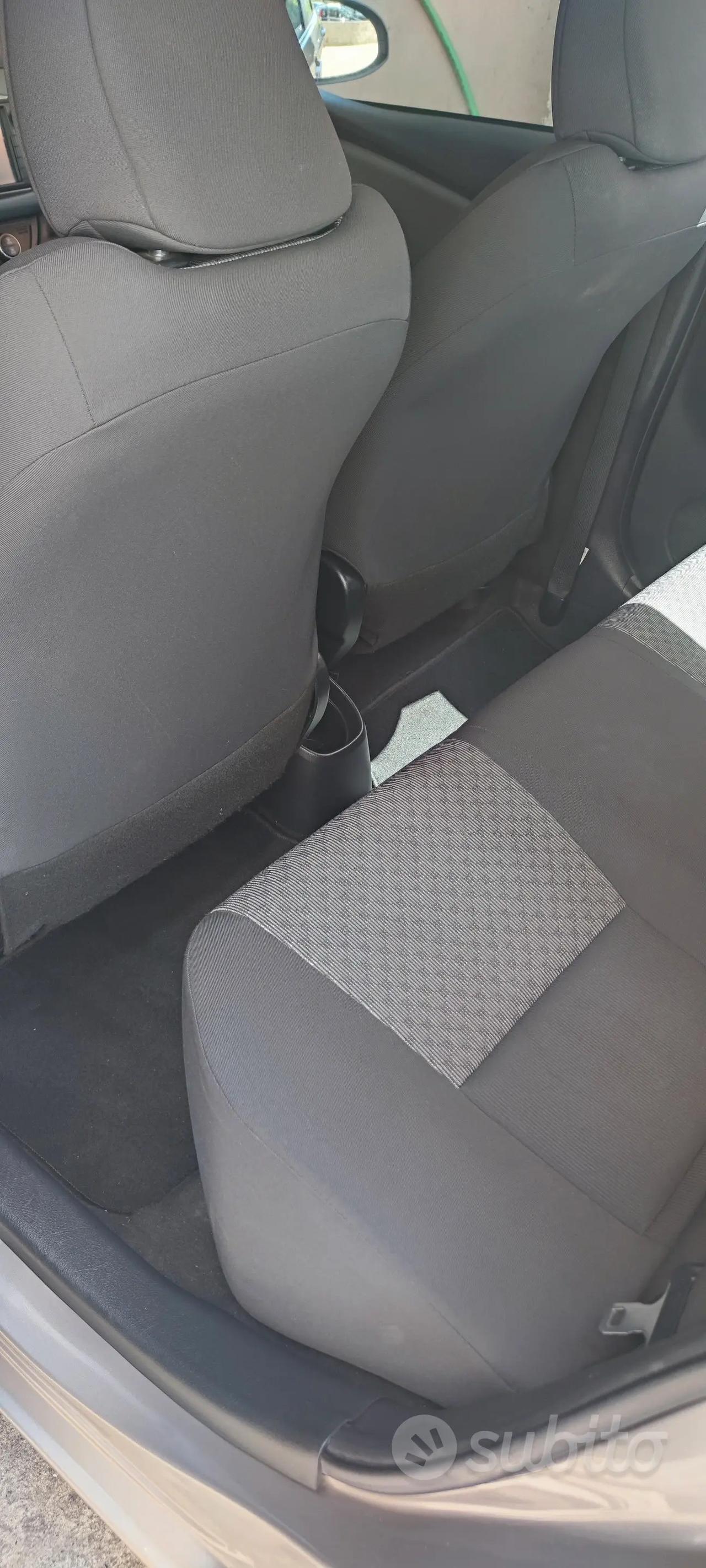 Toyota Yaris 1.0 Lounge