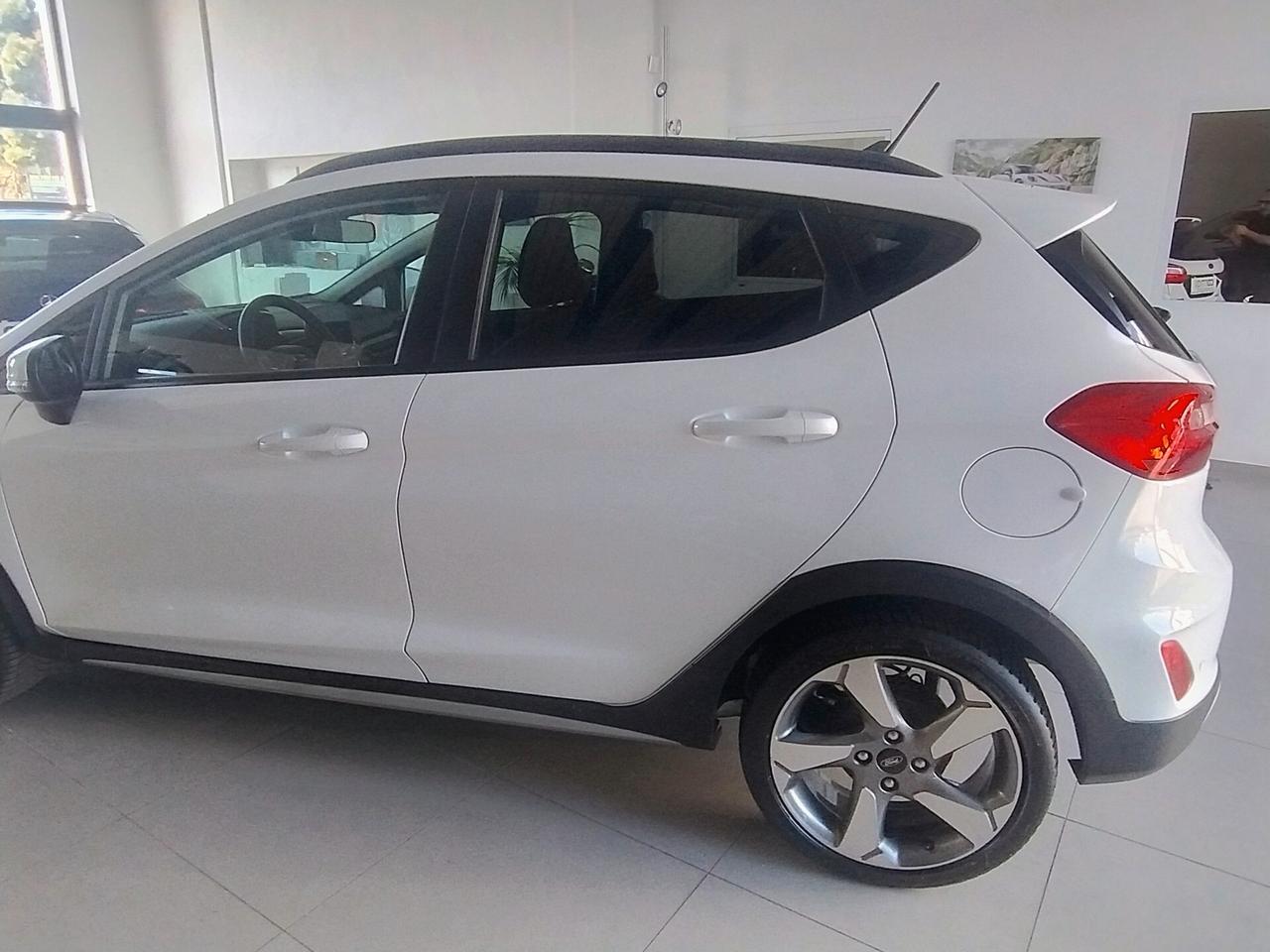 Ford Fiesta 1.5 tdci Active EcoBlue 5 porte Titanium