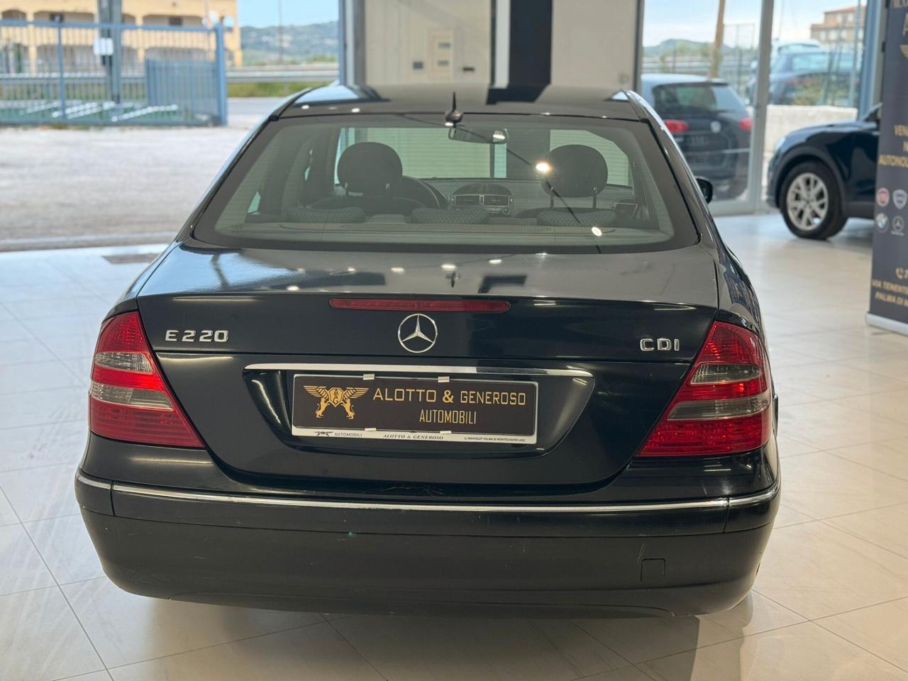 Mercedes E 220 150CV 2003