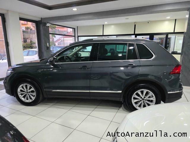 VOLKSWAGEN Tiguan 2.0 TDI 150CV SCR DSG Life - Fari Led