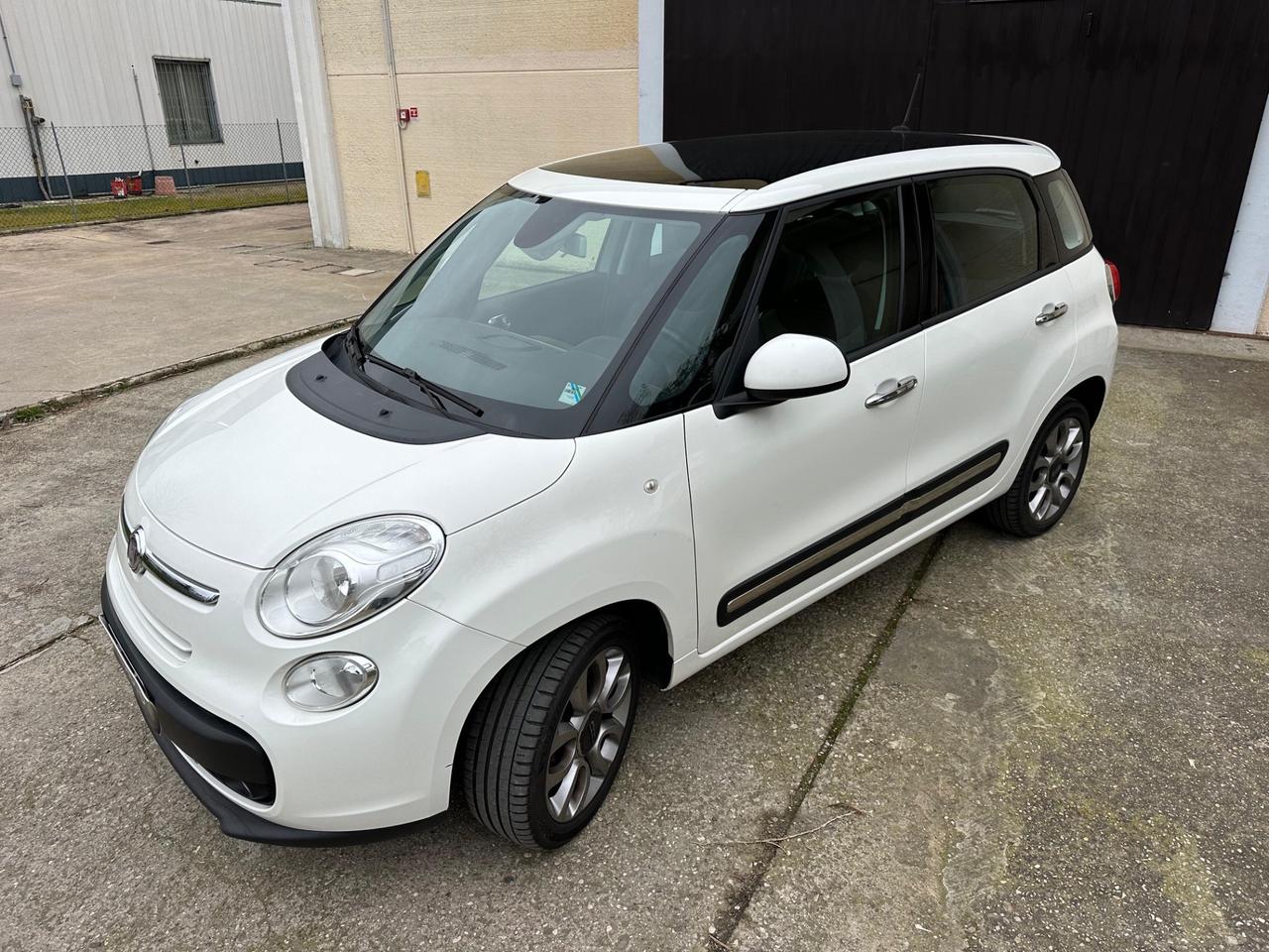 Fiat 500L 0.9 TwinAir Turbo Natural Power Lounge NEOPATENTATI