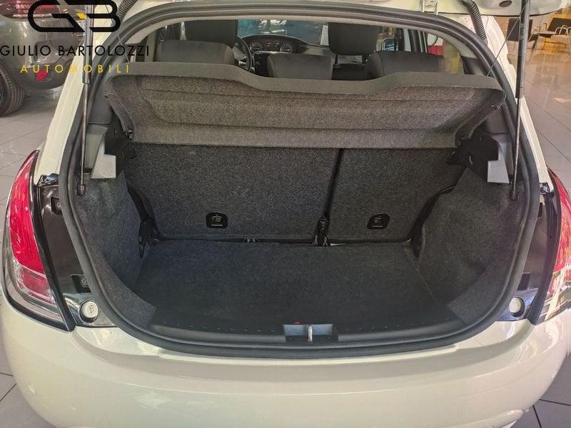 Lancia Ypsilon 1.0 FireFly 70cv S&S Hybrid GOLD PLUS