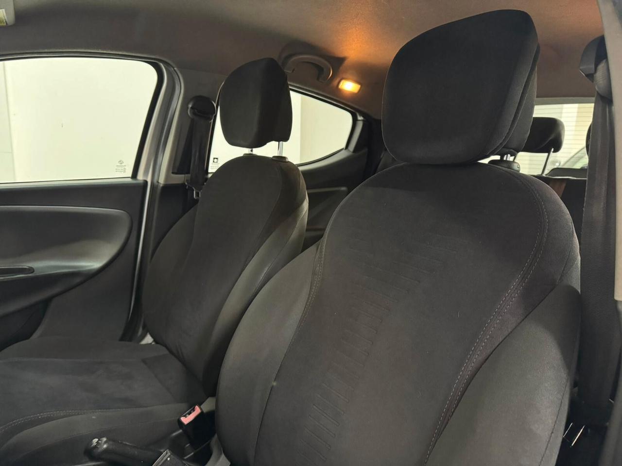 Lancia Ypsilon 1.3 MJT 16V 95 CV 5 porte S&S Gold