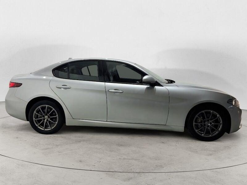 Alfa Romeo Giulia 2.2 Turbodiesel 150 CV AT8