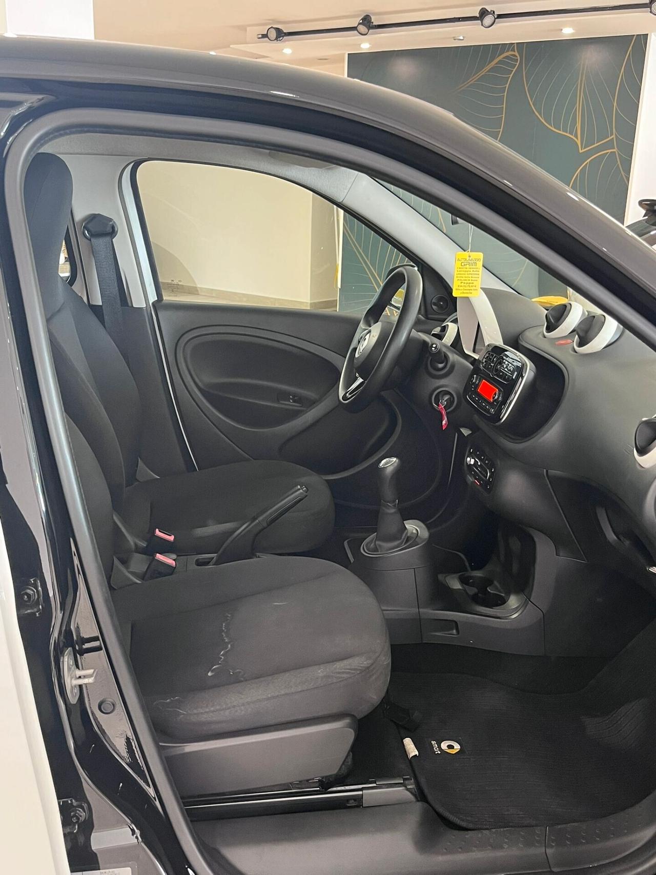 SMART FORFOUR 1.0 BENZINA ANNO 2019 - 84.000 KM ADATTA A NEOPATENTATI