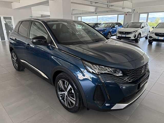 Peugeot 3008 1.2 PureTech 130 CV Allure