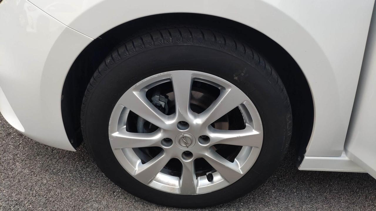 Opel Corsa 1.2 Edition Benz 75 CV