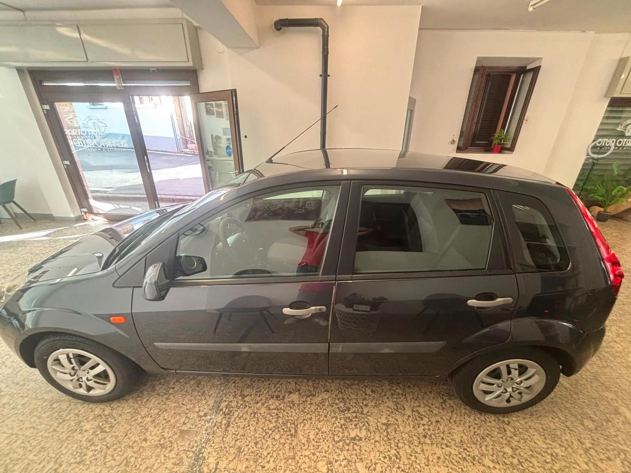 Ford Fiesta 1.2 16V 5p.