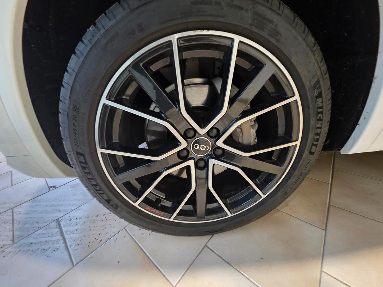 Audi Q5 40 TDI 204 CV quattro S tronic line plus