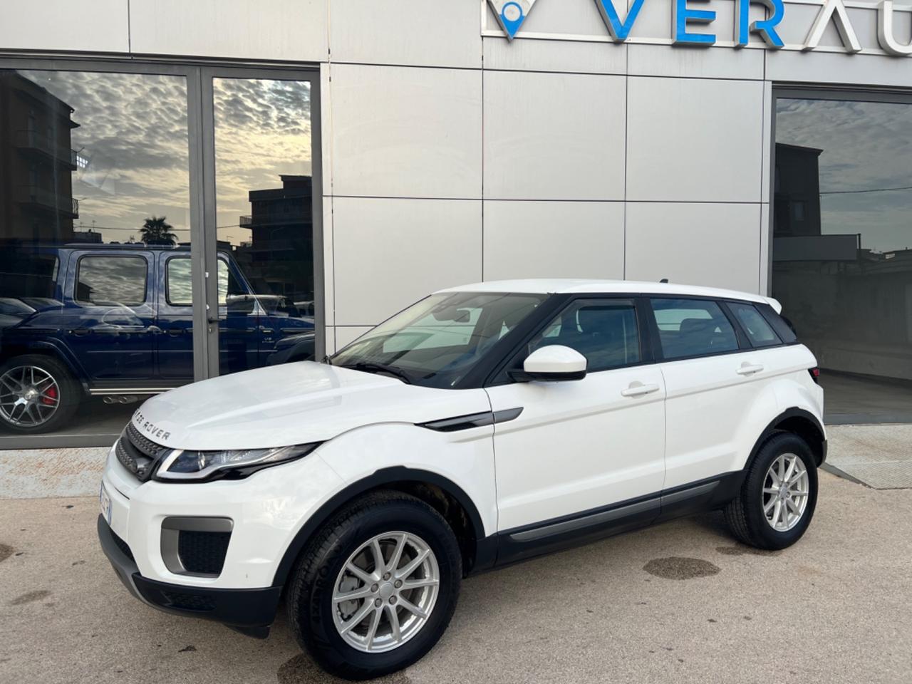 Range Rover Evoque 2.0 150 CV Pure Manuale - prezzo €14.900