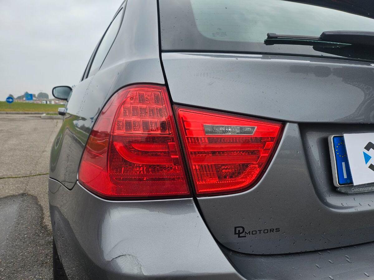 BMW Serie 3 Touring 320d xdrive Attiva 184cv