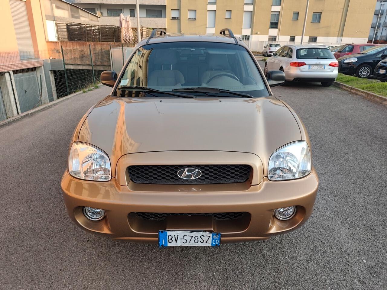 Hyundai Santa Fe 2.4i 4WD GL Plus