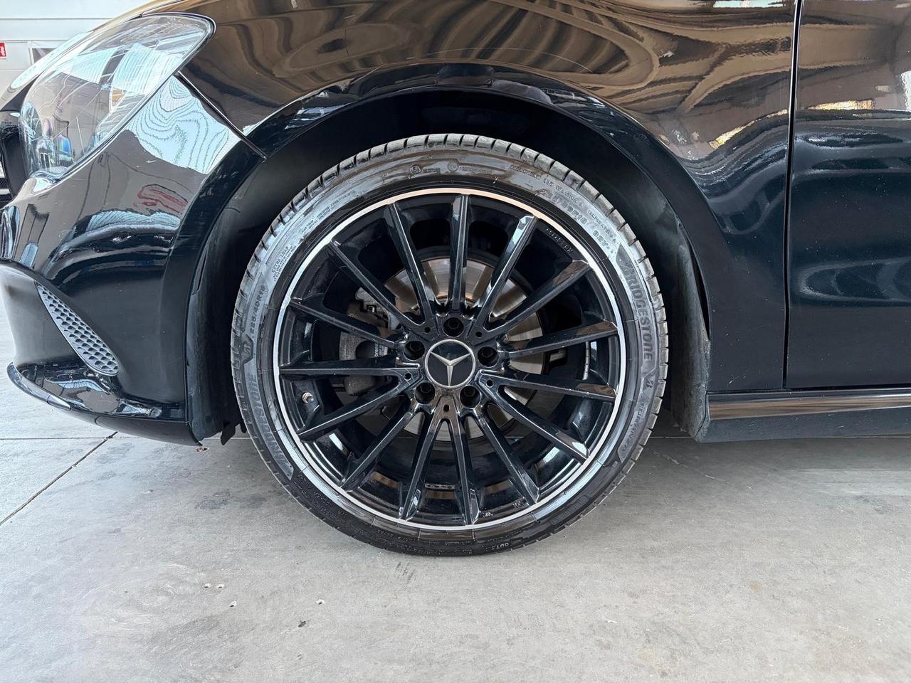 Mercedes-benz CLA 200 180 d Automatic Premium