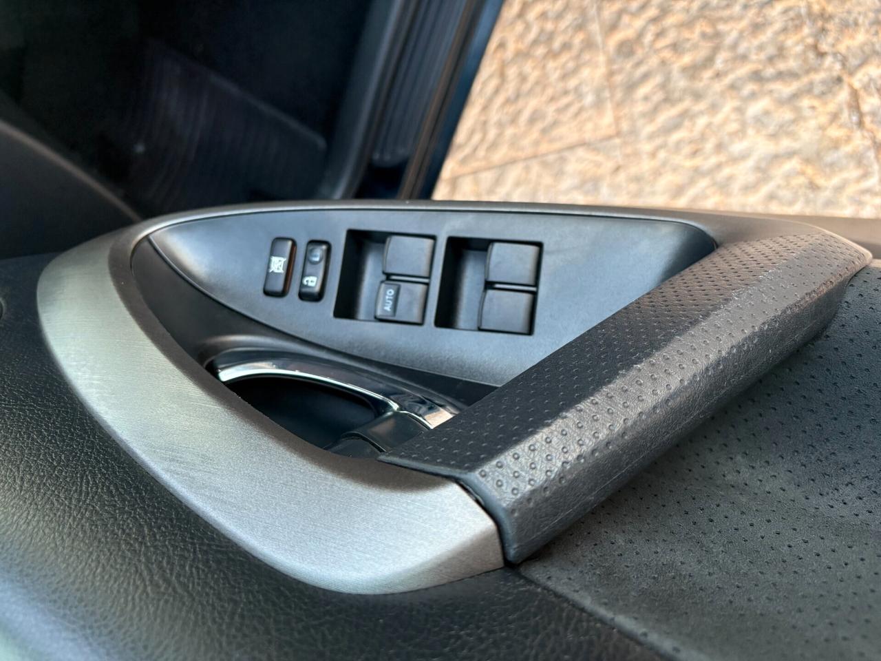 Toyota RAV 4 RAV4 2.2 D-4D 150 CV Lounge