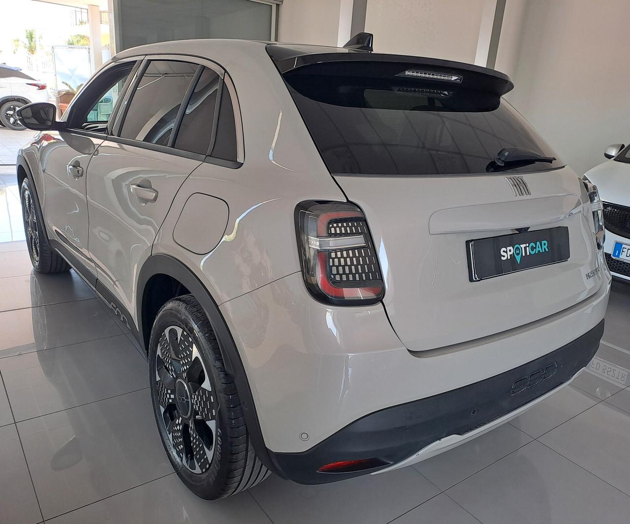 Fiat 600 1.2Hybrid 110 CV DCT MHEV La Prima