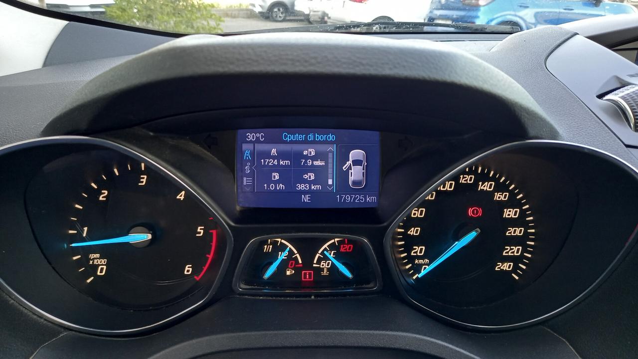 Ford Kuga 2.0 TDCI 140 CV 4WD Titanium