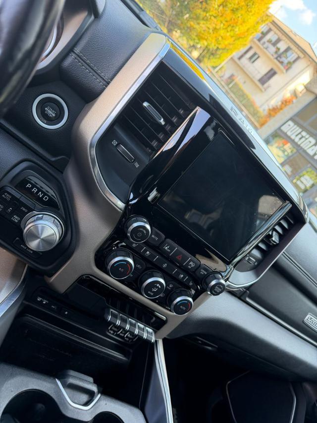 DODGE RAM 5.7 V8 HEMI Laramie 4x4