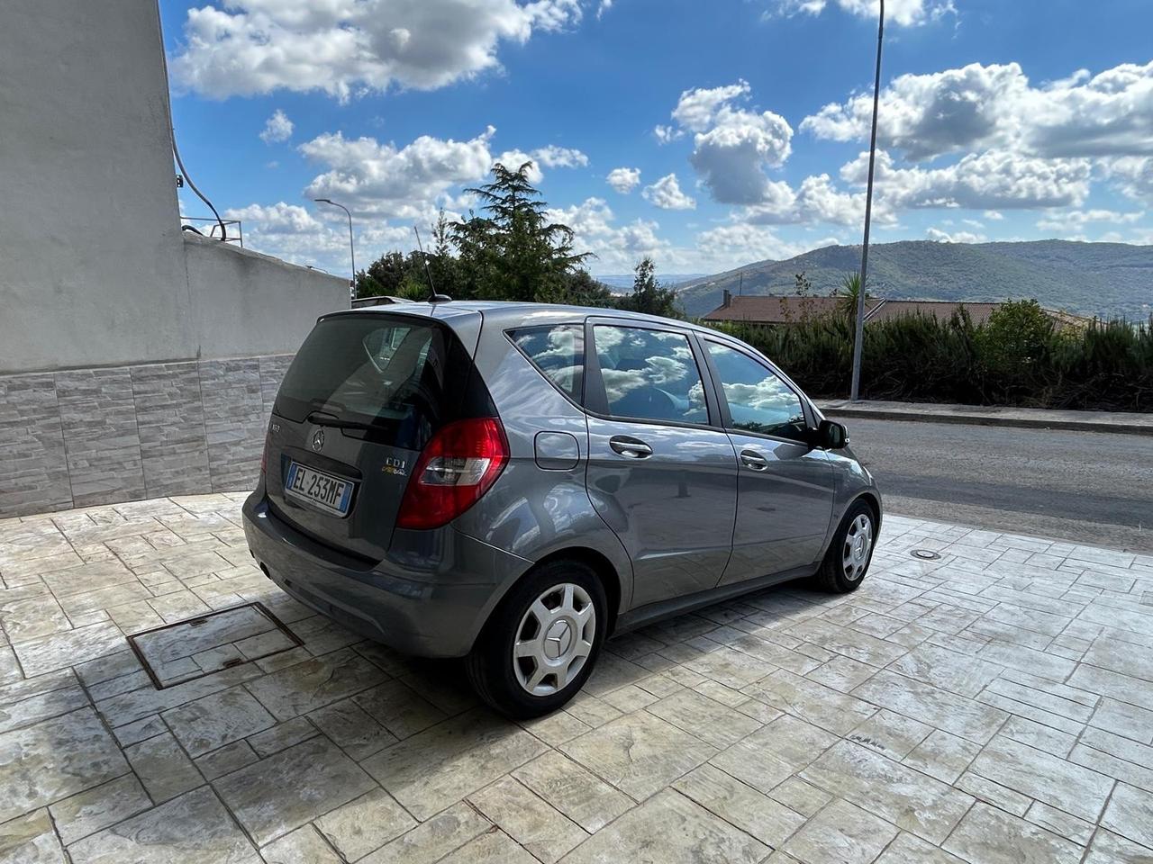 Mercedes-benz A 160 CDI BlueEFFICIENCY Premium
