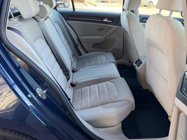 VOLKSWAGEN Golf Variant 1.6 TDI DPF Highline