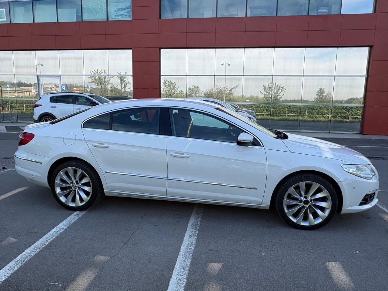 Volkswagen Passat CC 2.0 TDI DPF BlueMotion Tech.