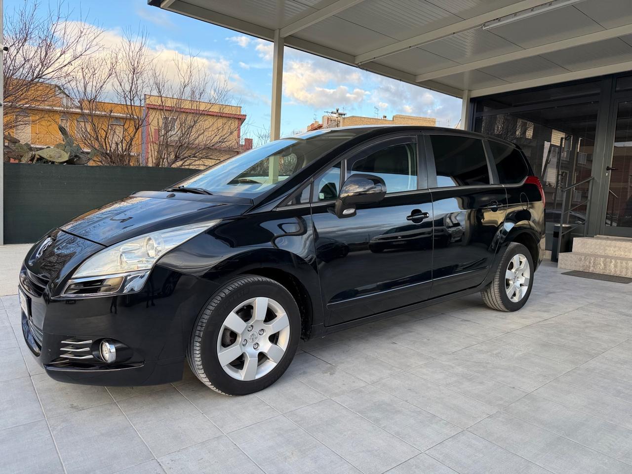 Peugeot 5008 1.6 HDi 112CV Premium