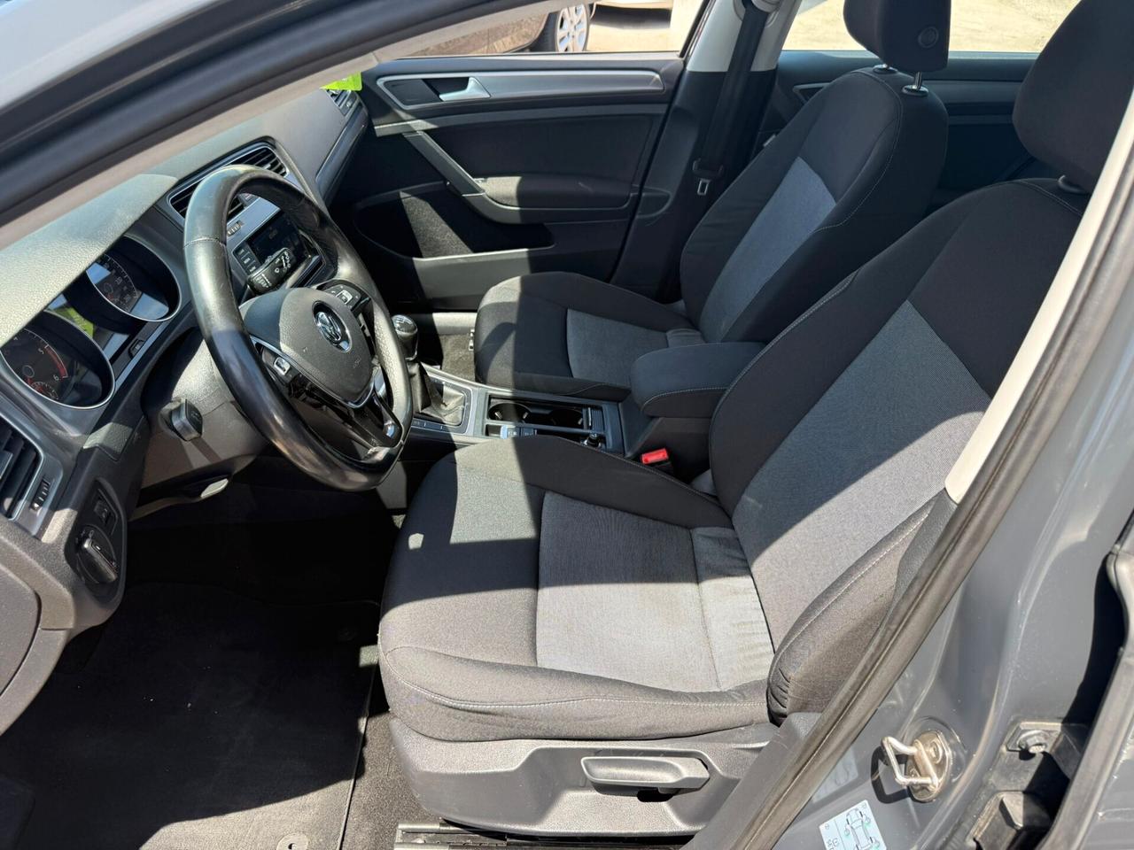 Volkswagen Golf Business 1.6 TDI 5p. Highline BlueMotion Technology