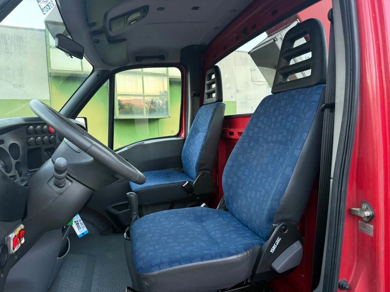 Iveco Daily 35 2.3 CON PIATTAFORMA E CESTELLO