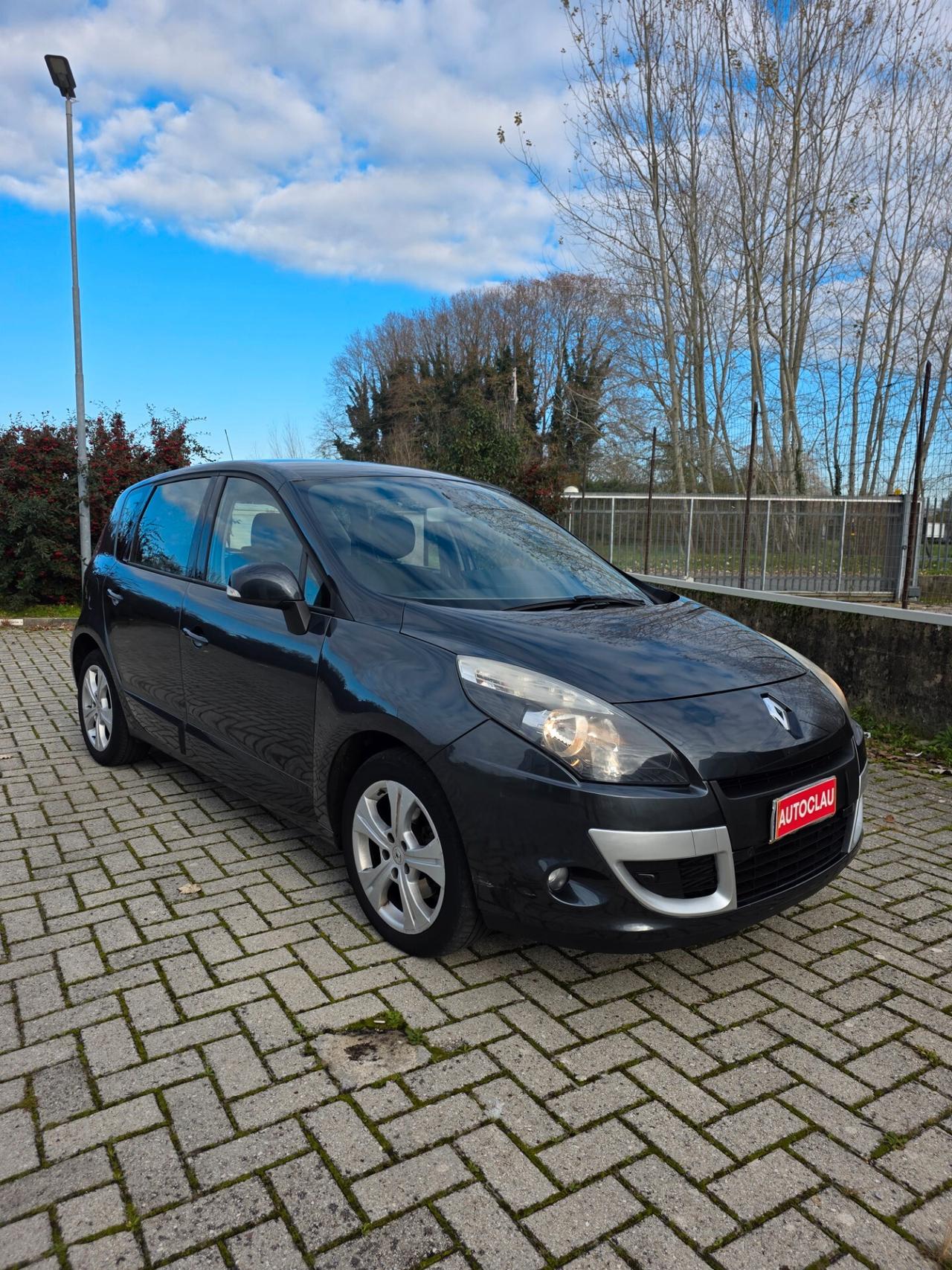 Renault Scenic Scénic X-Mod 1.5 dCi 110CV Luxe