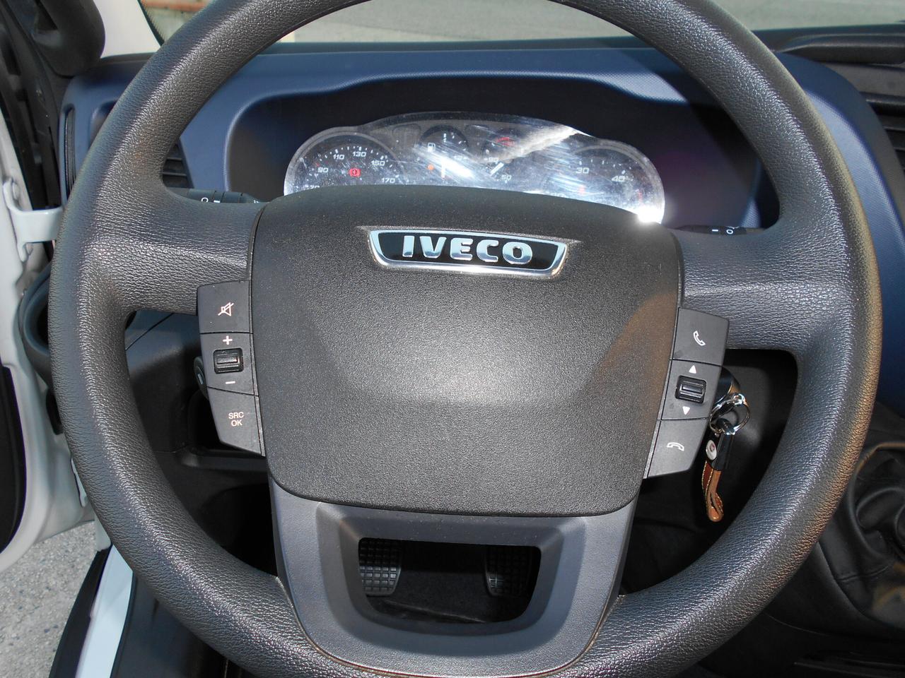 Iveco Daily 35c18 cabinato