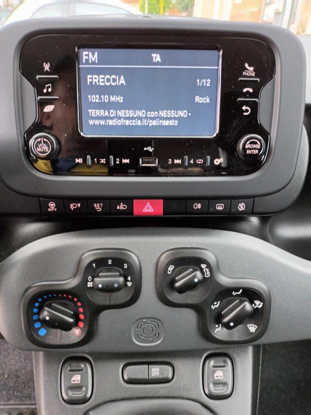 FIAT New Panda 1000 HYBRID CITY LIFE 70CV GRIGIO MAESTRO ITALIA
